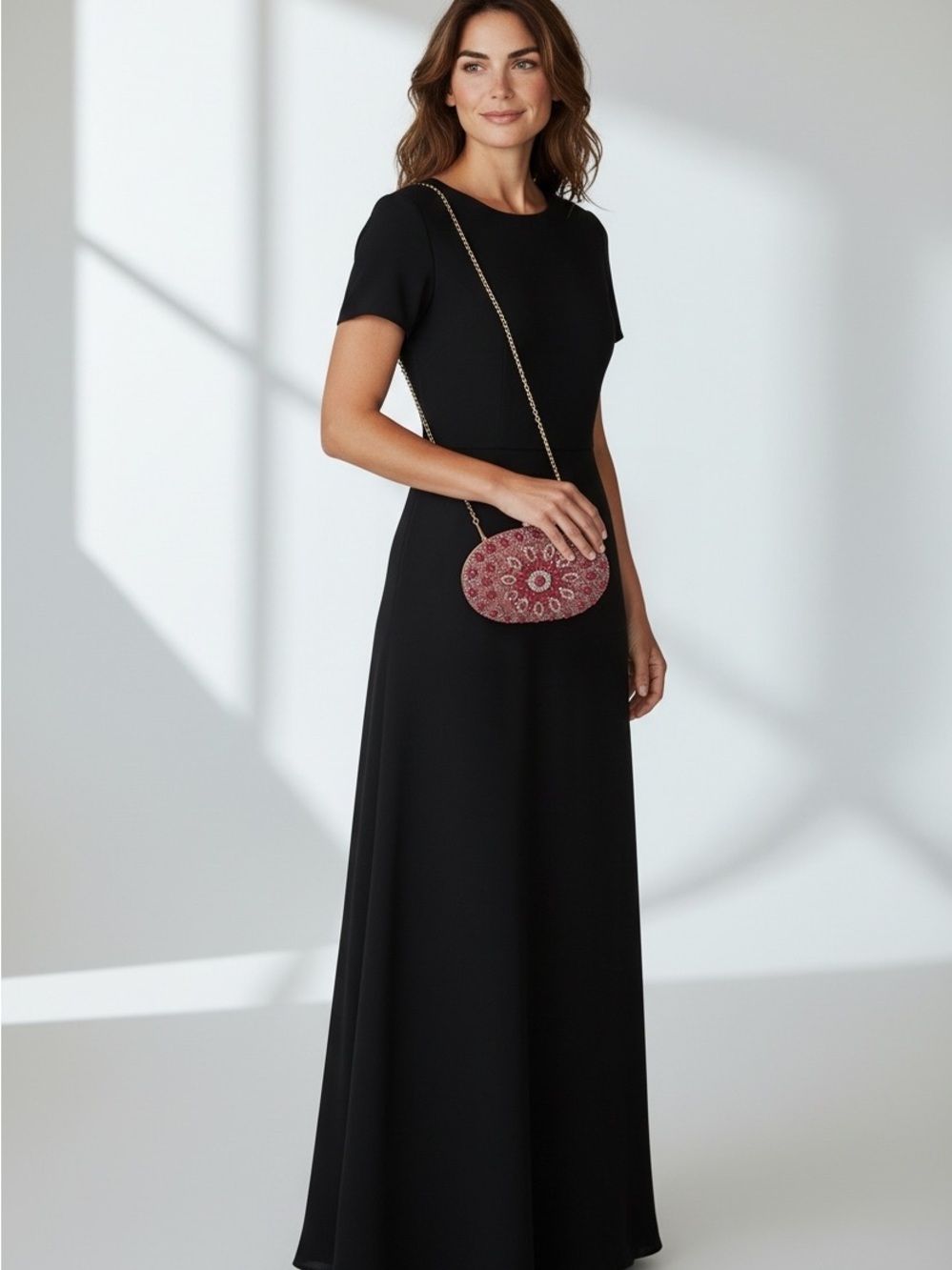 Beaded Rose Pink Oval Crossbody Bag with Gold Chain